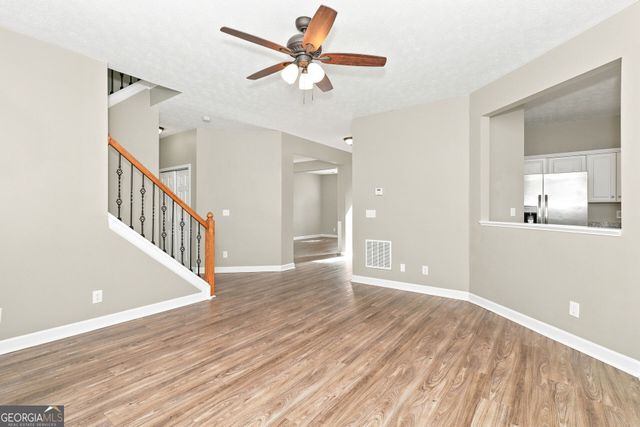2825 Everwood Pte, Marietta, GA 30008