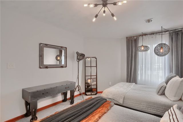 5306 Summit Dr, Hidden Valley, PA 15502