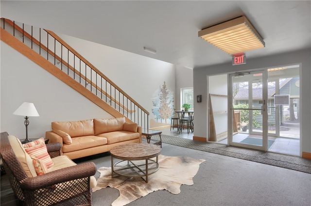 5306 Summit Dr, Hidden Valley, PA 15502