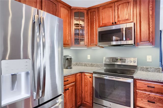 5306 Summit Dr, Hidden Valley, PA 15502