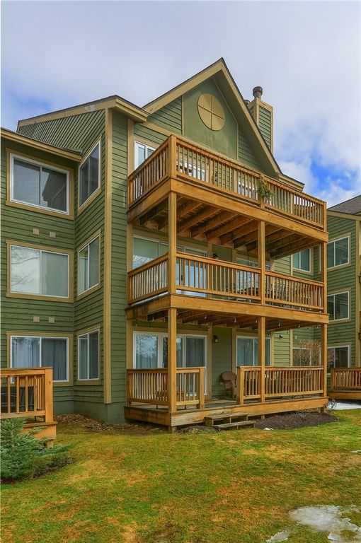 5306 Summit Dr, Hidden Valley, PA 15502