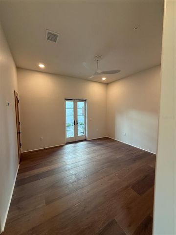 301 W COMSTOCK AVENUE, Winter Park, FL 32789