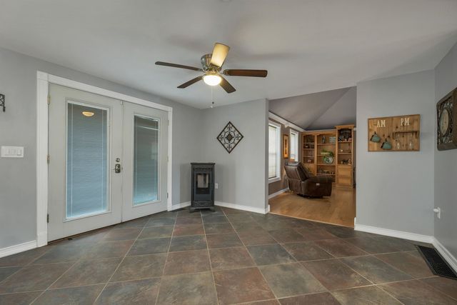 71 Auburn Road, Hooksett, NH 03106