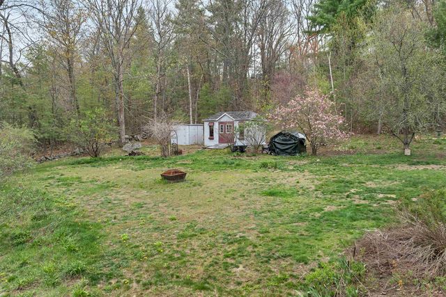 71 Auburn Road, Hooksett, NH 03106