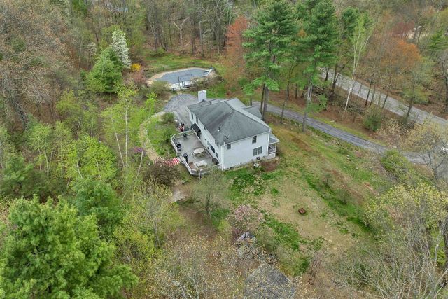 71 Auburn Road, Hooksett, NH 03106