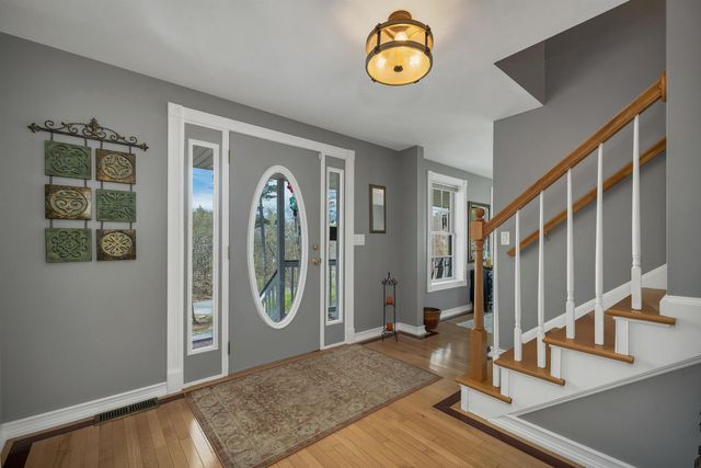 71 Auburn Road, Hooksett, NH 03106