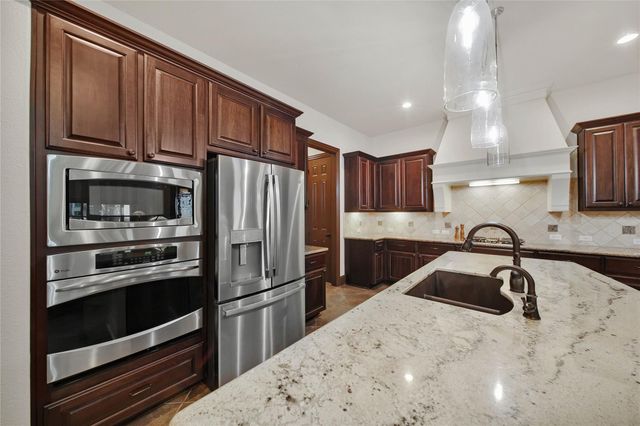 103 Playmoor Place, Montgomery, TX 77316