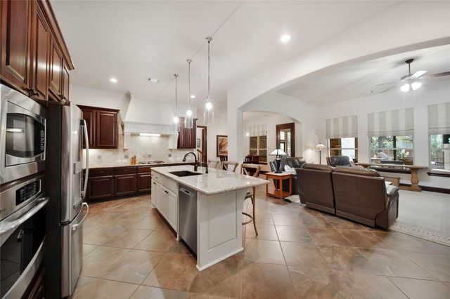 103 Playmoor Place, Montgomery, TX 77316