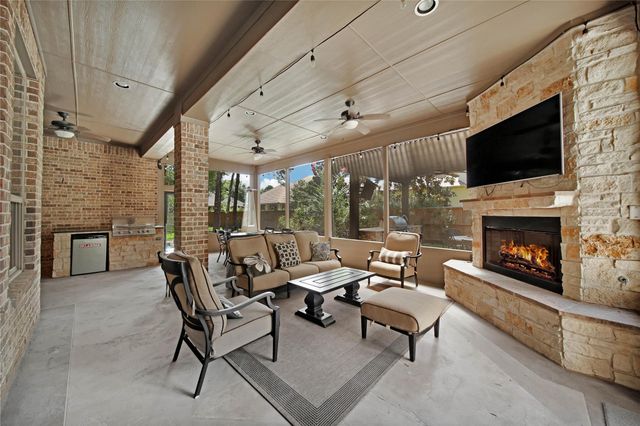 103 Playmoor Place, Montgomery, TX 77316