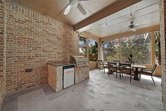 103 Playmoor Place, Montgomery, TX 77316