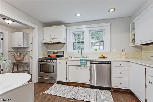 24 College Ave, Montclair Twp., NJ 07043