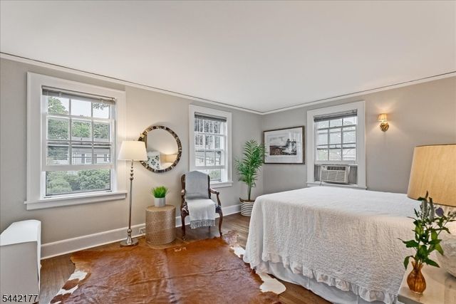 24 College Ave, Montclair Twp., NJ 07043
