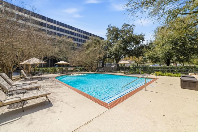 5050 Ambassador Way 309, Houston, TX 77056