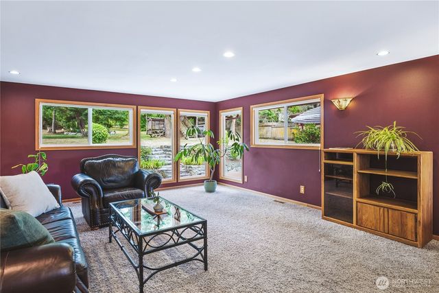 15781 Snee Oosh Road, La Conner, WA 98257
