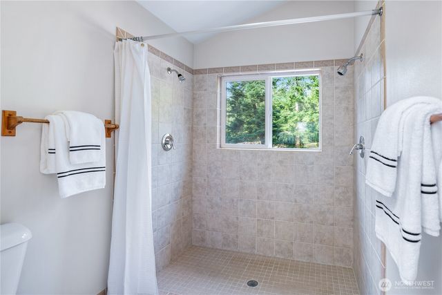 15781 Snee Oosh Road, La Conner, WA 98257