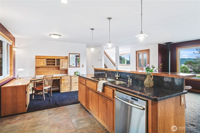 15781 Snee Oosh Road, La Conner, WA 98257