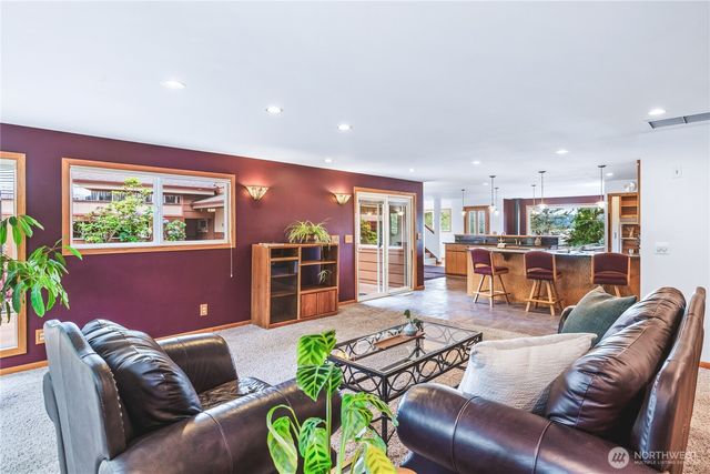 15781 Snee Oosh Road, La Conner, WA 98257