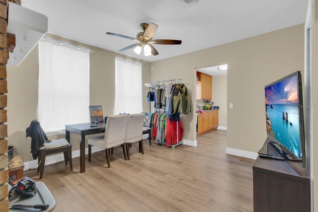 21 N BEAUMONT AVENUE, Kissimmee, FL 34741