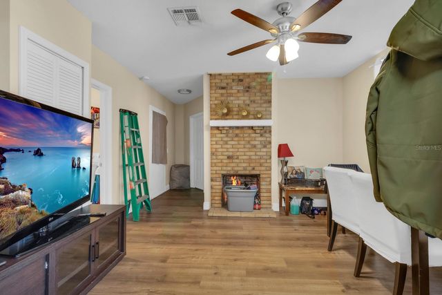 21 N BEAUMONT AVENUE, Kissimmee, FL 34741