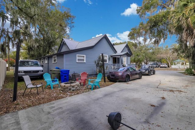 21 N BEAUMONT AVENUE, Kissimmee, FL 34741