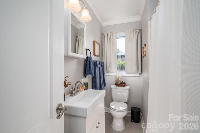 206 Cedar Street, Belmont, NC 28012