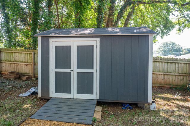 206 Cedar Street, Belmont, NC 28012