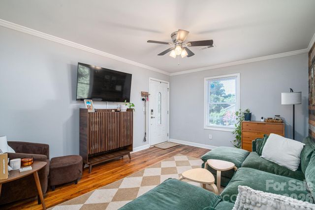 206 Cedar Street, Belmont, NC 28012