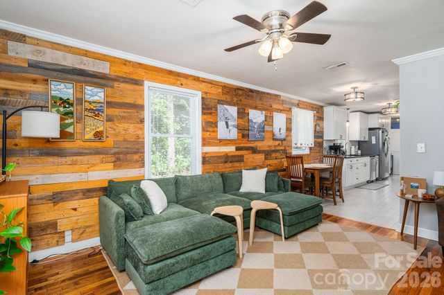 206 Cedar Street, Belmont, NC 28012
