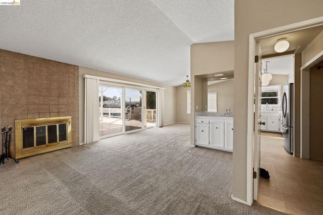 1147 Willow Lake Rd, Discovery Bay, CA 94505