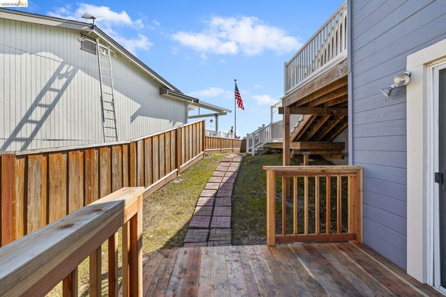 1147 Willow Lake Rd, Discovery Bay, CA 94505