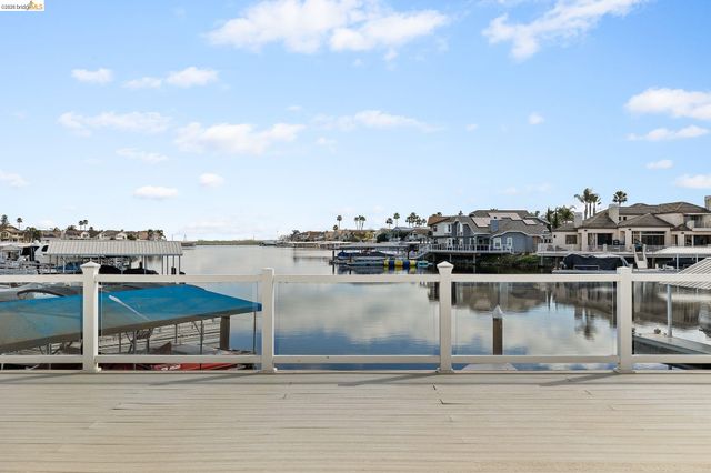 1147 Willow Lake Rd, Discovery Bay, CA 94505