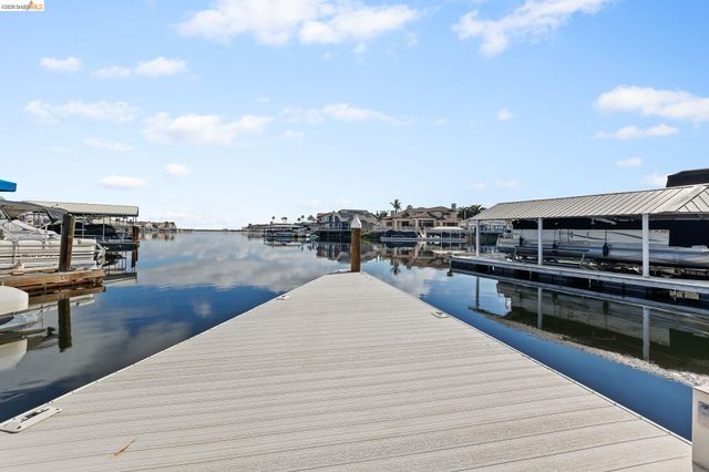 1147 Willow Lake Rd, Discovery Bay, CA 94505