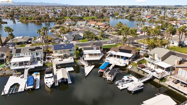 1147 Willow Lake Rd, Discovery Bay, CA 94505