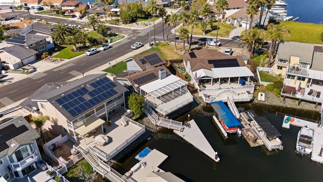 1147 Willow Lake Rd, Discovery Bay, CA 94505