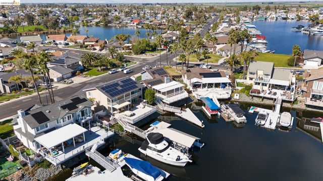 1147 Willow Lake Rd, Discovery Bay, CA 94505