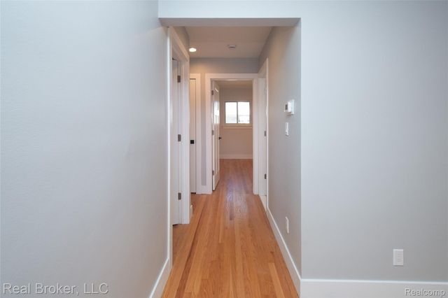 31720 N Marklawn Street, Farmington Hills, MI 48334