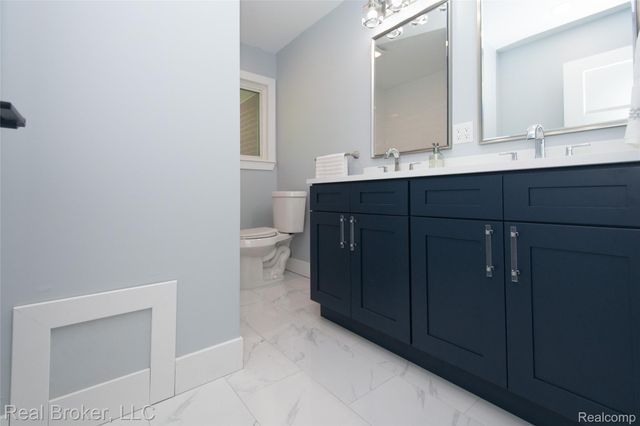 31720 N Marklawn Street, Farmington Hills, MI 48334