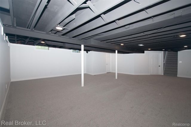 31720 N Marklawn Street, Farmington Hills, MI 48334