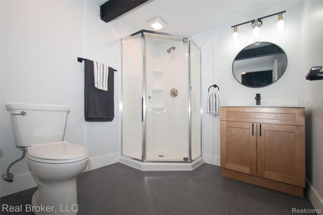 31720 N Marklawn Street, Farmington Hills, MI 48334