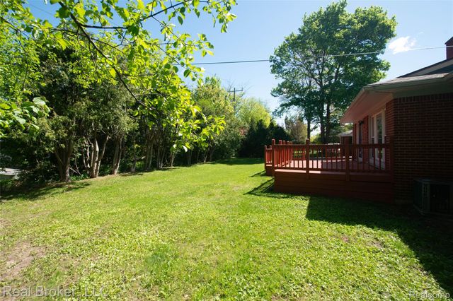 31720 N Marklawn Street, Farmington Hills, MI 48334