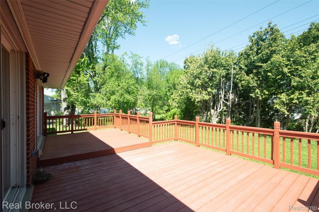 31720 N Marklawn Street, Farmington Hills, MI 48334