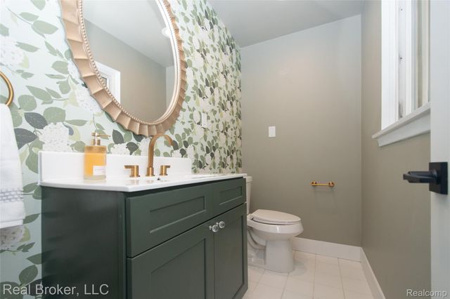 31720 N Marklawn Street, Farmington Hills, MI 48334