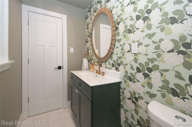 31720 N Marklawn Street, Farmington Hills, MI 48334