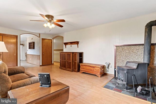 112 OPOSSUM LAKE RD, Carlisle, PA 17015