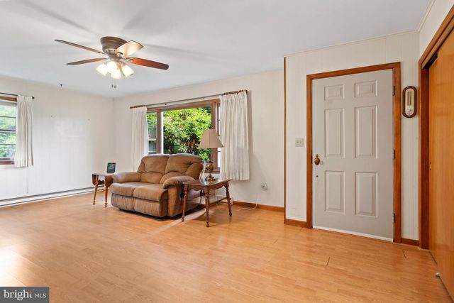 112 OPOSSUM LAKE RD, Carlisle, PA 17015