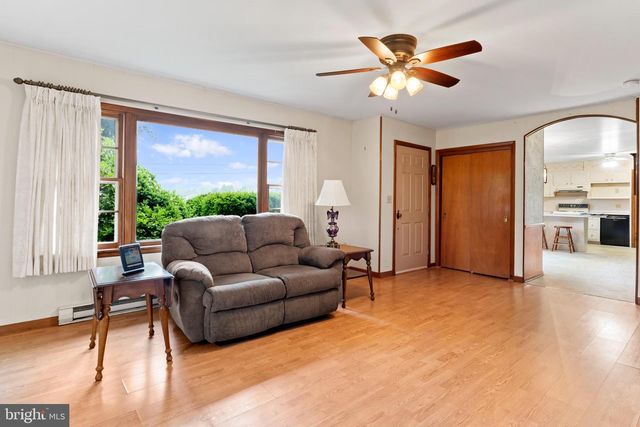 112 OPOSSUM LAKE RD, Carlisle, PA 17015