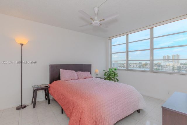 137 Golden Isles Drive 809, Hallandale Beach, FL 33009