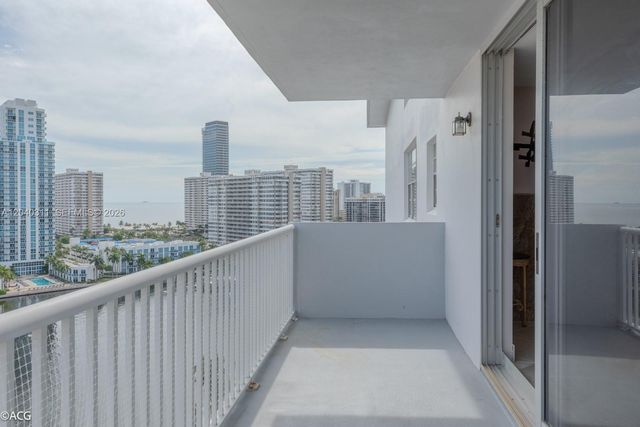 137 Golden Isles Drive 809, Hallandale Beach, FL 33009