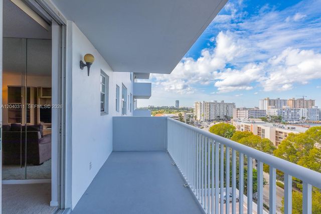 137 Golden Isles Drive 809, Hallandale Beach, FL 33009