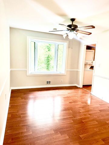 3535 DUKE ST, College Park, MD 20740